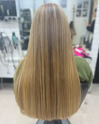 Jefferson Luiz Hair Designer所属・Japuska ジャプスカのヘアスタイル