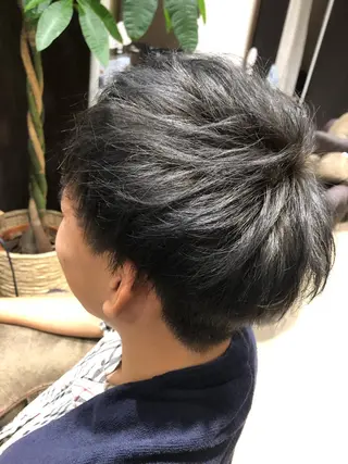 ショート メンズ 石毛 ひかるのヘアスタイル