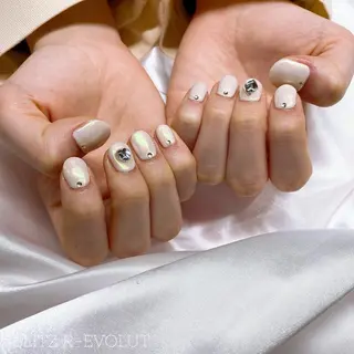 ネイル ☁️BLITZ 🎀笠原雪音🎀のネイルデザイン