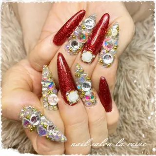 ネイル nail salon  la reine所属・nail salon la reineのネイルデザイン