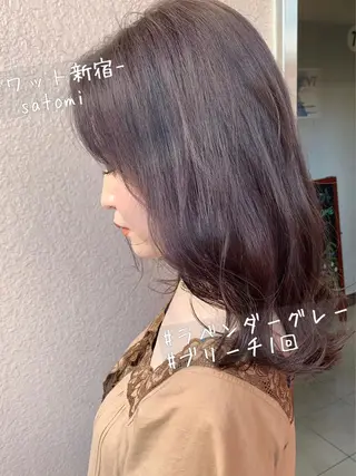 セミロング 淡色ふんわりhair 新宿satomiのヘアスタイル
