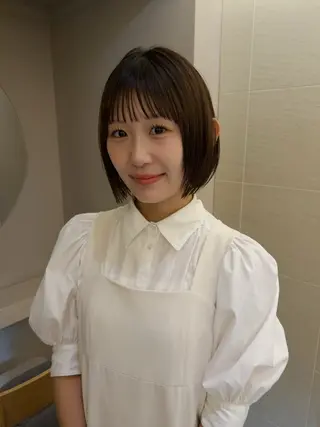 ショート カラー yiye   神宮前所属・manami /暖色 /カットモデル募集のヘアスタイル