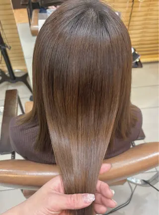 ミディアム パーマ 頭皮×髪質改善 透明感カラー💎中村のヘアスタイル