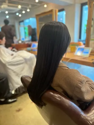 ロング カラー 髪質改善カラー ブラウン🤎YUMEのヘアスタイル