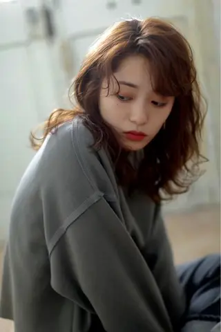 ミディアム しもかわ かほのヘアスタイル