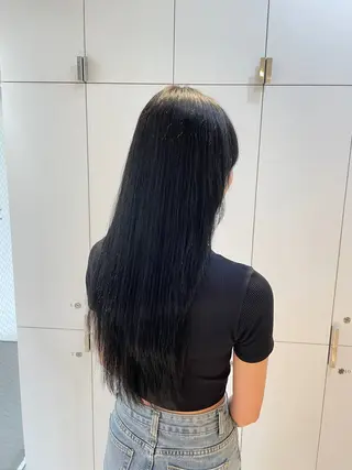 ロング カラー ヘアアレンジ 艶髪✨寒色カラー✨ 翁長孝輔のヘアスタイル