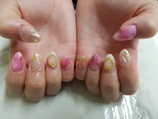 ネイル 河野ちえ (雑誌掲載サロン)のネイルデザイン