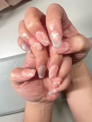 ネイル 美瑛BiEi所属・LI Bellaのネイルデザイン