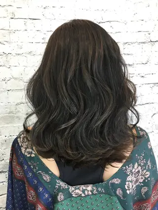 セミロング パーマ 瀧本 顕のヘアスタイル