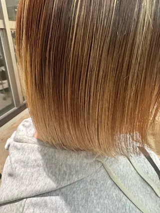 ショート 小澤 真帆のヘアスタイル