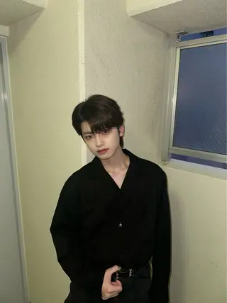 カラー メンズ AI TOKYO所属・岡部 琉斗のヘアスタイル