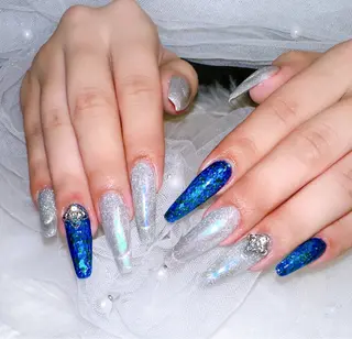 ネイル 高島 夏海のネイルデザイン