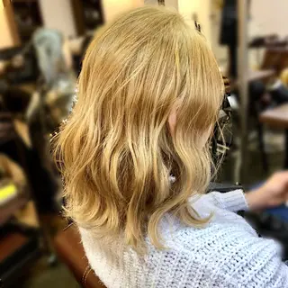 セミロング フェアリーテイル所属・吉田 典弘のヘアスタイル