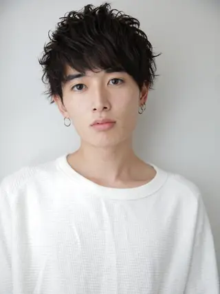 ショート カラー 山下 直人のヘアスタイル
