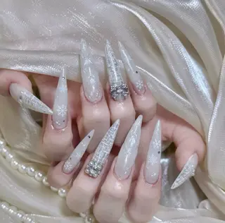 ネイル ENSalon 愛佳のネイルデザイン