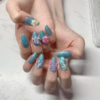 ネイル Yudia Manamiのネイルデザイン