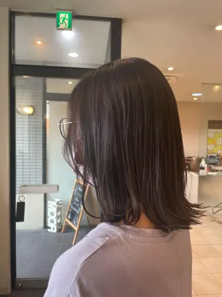 ミディアム ueki ayaneのヘアスタイル