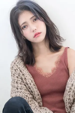 ミディアム カラー DUNOhair デュノヘアーのヘアスタイル