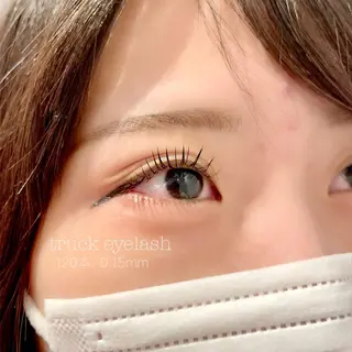 マツエク・マツパ truck阿倍野所属・truck 渡邊 侑季の眉毛・アイブロウイメージ