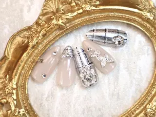 ネイル ビューティーサロン ヘゼリヒのネイルデザイン