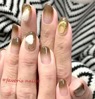 ネイル favoris nail🌼のネイルデザイン