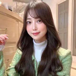 ロング としき/韓国/透明 感カラー/美髪矯正のヘアスタイル