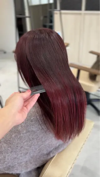 ロング メンズバレイヤージュ 斉藤春のヘアスタイル