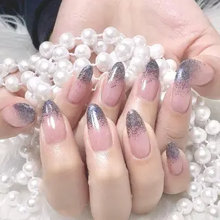 ネイル yui 💜のネイルデザイン