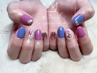 ショート カラー ネイル Lea NAILsalon所属・Le’a NailSalonのネイルデザイン