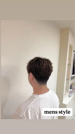 メンズ レナークアリア 梅津美憂のヘアスタイル