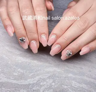 ネイル R inのネイルデザイン