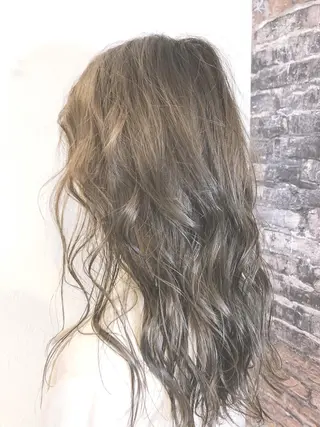 ロング パーマ m ā l o. マァロのヘアスタイル