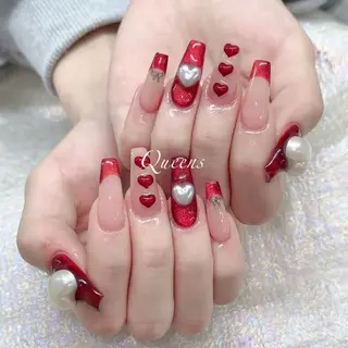 ネイル Queens 榊 まおのネイルデザイン