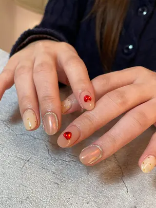 ネイル Ami 🦥のネイルデザイン