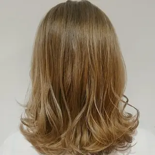 カラー ブリーチ/ヘアケア/ 艶髪/イギチハルのヘアスタイル