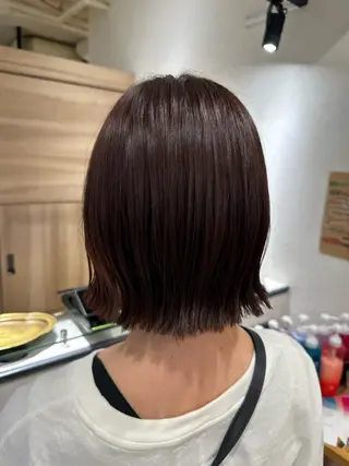 ショート カラー 岡本 葵のヘアスタイル