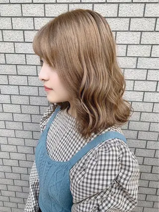 ミディアム カラー カットカラー募集中✨ 加藤りり菜のヘアスタイル