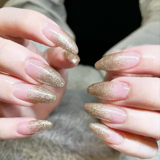 ネイル amour所属・amour ERIKAのマツエク・マツパデザイン