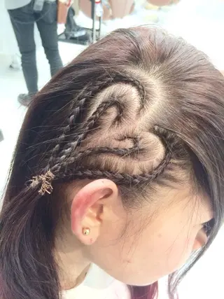 ヘアアレンジ ハイトーン特化🤍 浦住のヘアスタイル