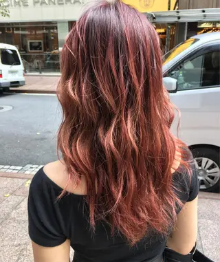 ロング salowin 原宿 aroa所属・韓国／ハッシュカット ／透明感カラー／金野のヘアスタイル