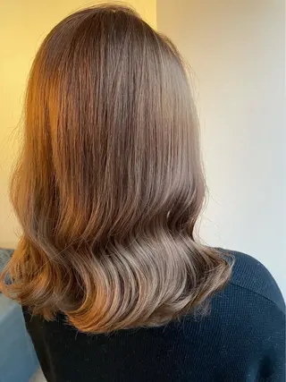 セミロング 最新ケアカラー 髪質改善YUTOのヘアスタイル