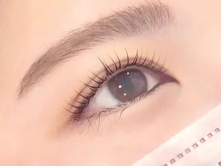 マツエク・マツパ Honey&Miel 🩶🎀AYANAのマツエク・マツパデザイン