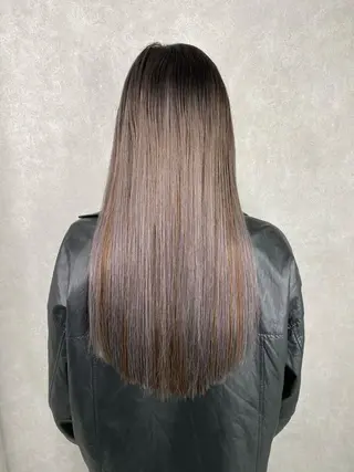 ロング 💎馴染むエクステ ×カラーTOMO💎のヘアスタイル