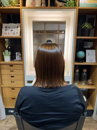 セミロング afloatkobe所属・美髪/髪質改善 川口凌弥のヘアスタイル