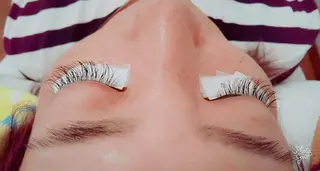 マツエク・マツパ 💡次世代LED -TIARA💡のマツエク・マツパデザイン