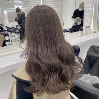 ミディアム くすみ×似合わせ 🩶トレンドヘア🩶のヘアスタイル