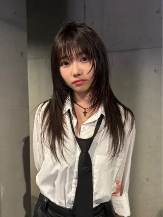 ロング だいち/ブリーチ/ レイヤーカットのヘアスタイル