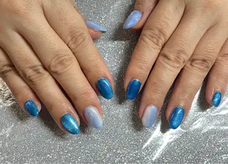 ネイル VIERU 🌈🎀💖のネイルデザイン