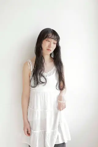 カラー 束感まつぱ🥑🤍 NATUKI🤍のマツエク・マツパデザイン