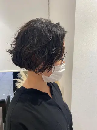 ショート パーマ 宮城 汐里のヘアスタイル